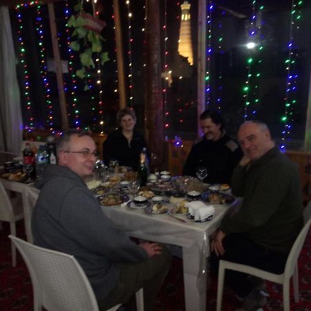 חיווה Rasulboy Guest House מראה חיצוני תמונה