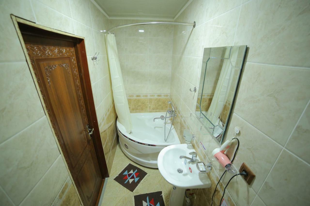 חיווה Rasulboy Guest House מראה חיצוני תמונה