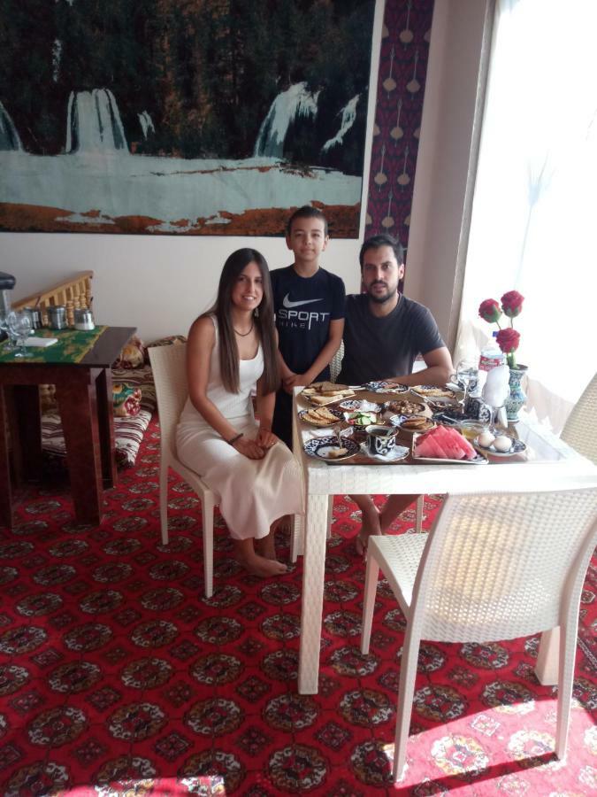 חיווה Rasulboy Guest House מראה חיצוני תמונה