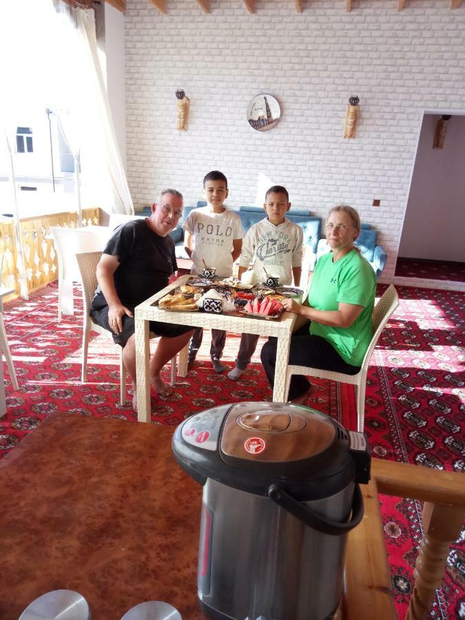 חיווה Rasulboy Guest House מראה חיצוני תמונה